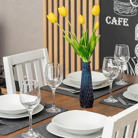 Przytulny Z Balkonem Bajki 5 By Rent Like Apartman *