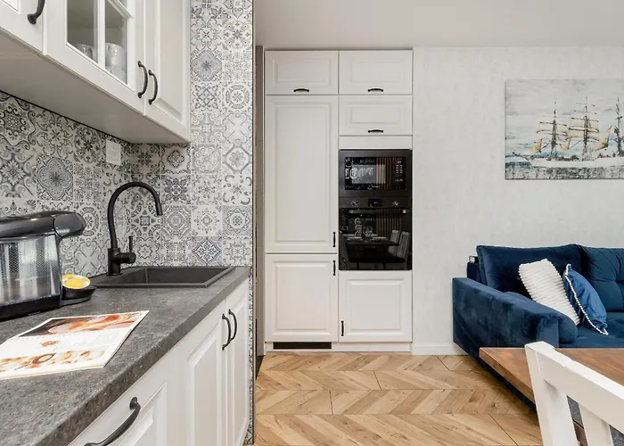 Apartman Przytulny Z Balkonem Bajki 5 By Rent Like
