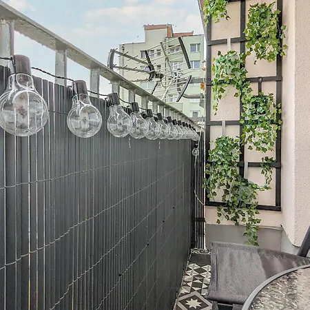 Przytulny Z Balkonem Bajki 5 By Renters