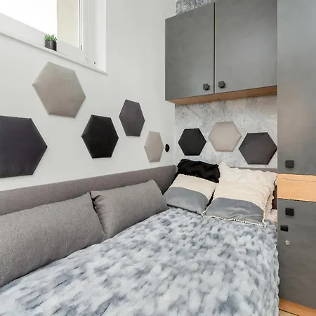 Przytulny Z Balkonem Bajki 5 By Renters 아파트 *
